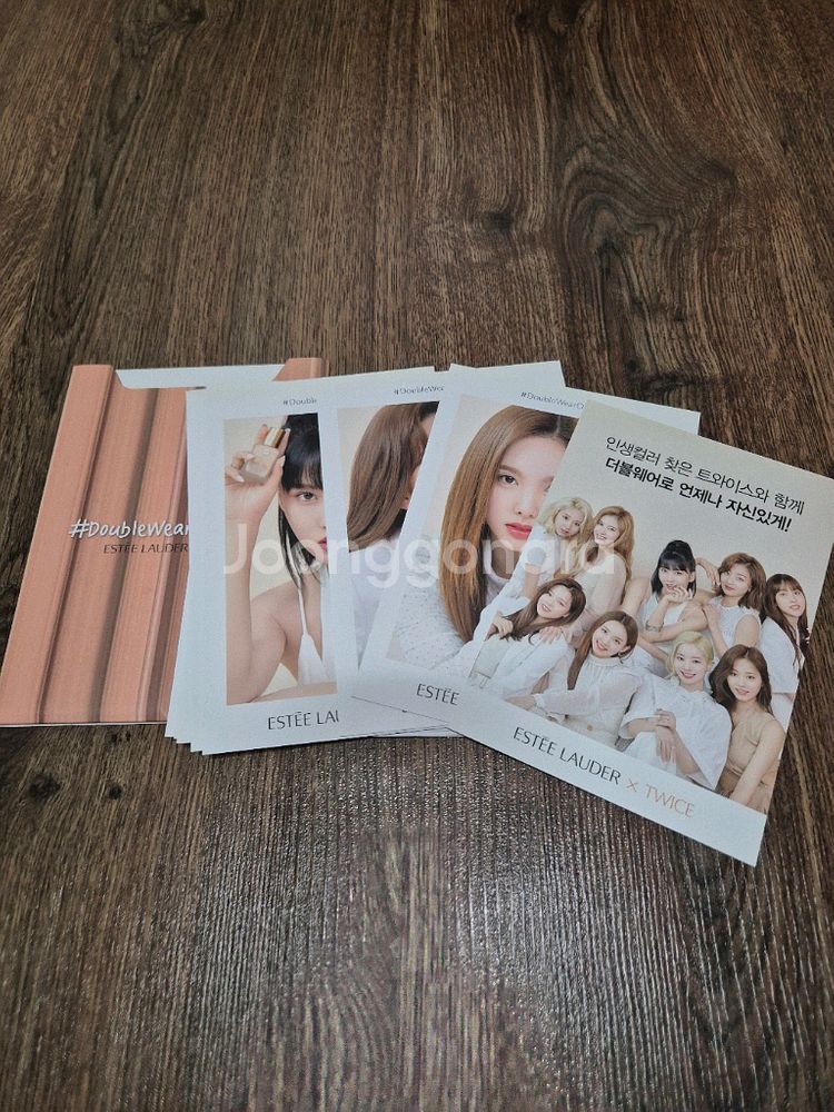 트와이스 앨범, 화보집--1