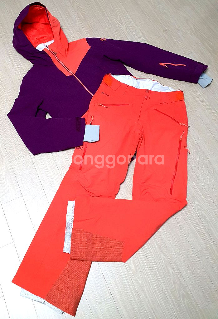 아토믹 여성 스키복--0