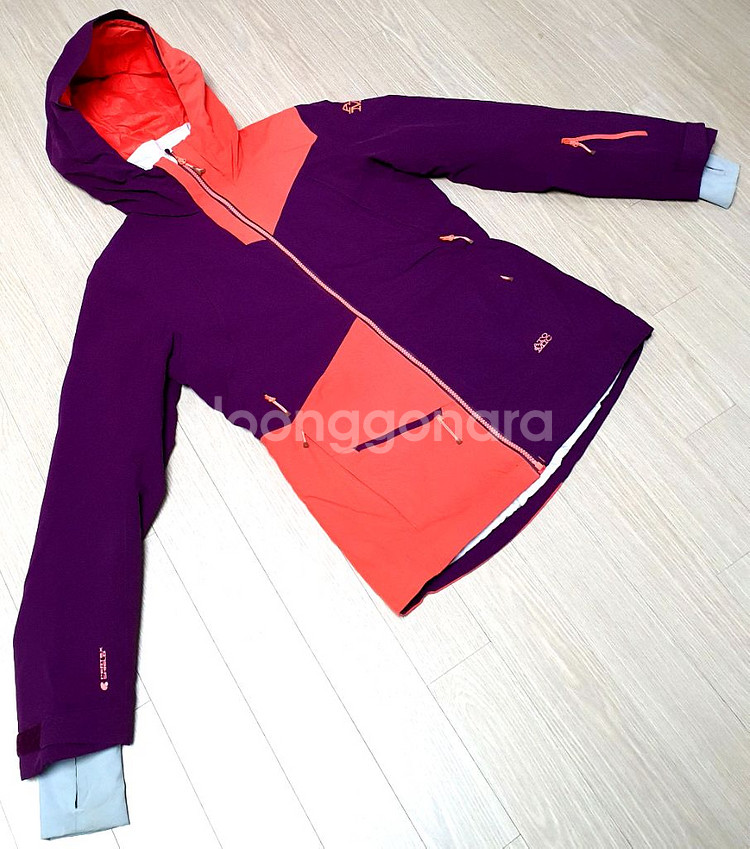 아토믹 여성 스키복--1