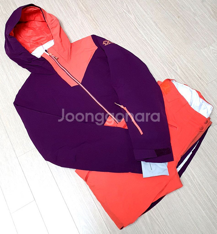 아토믹 여성 스키복--7