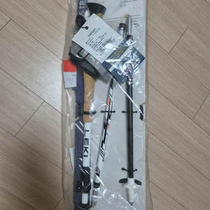 새제품 leki 플러스펙 ct fx 슈퍼라이트 카본 등산스틱