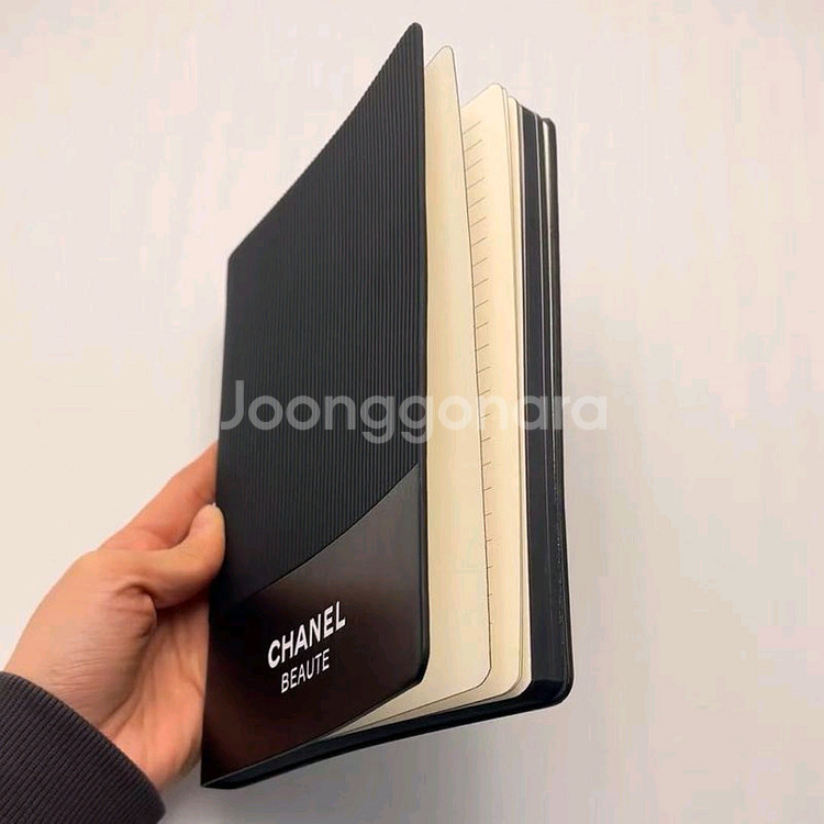 샤넬 노트 뷰티--1