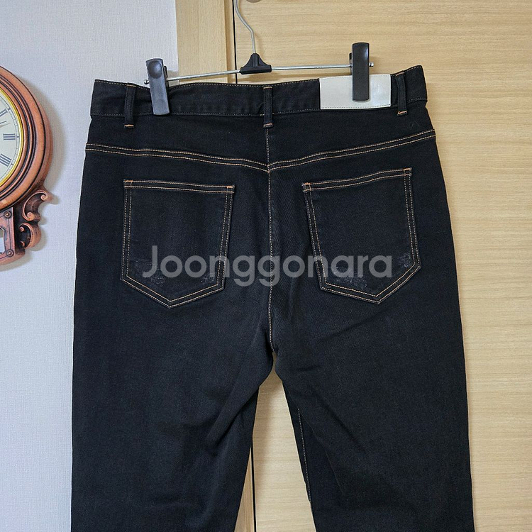 구호(KUHO) 스트레이트핏 데님 청바지--3