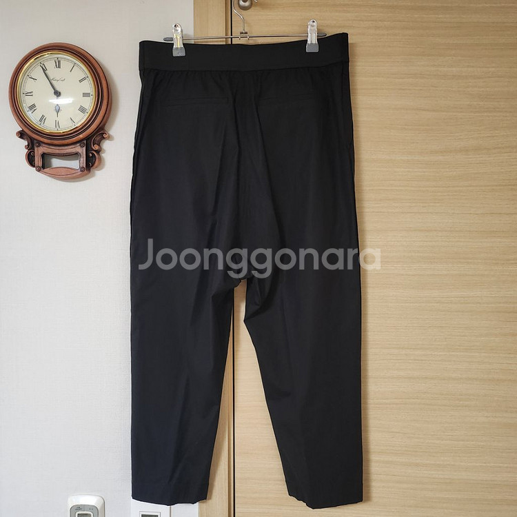 구호(KUHO) 여성 배기 바지 블랙--3