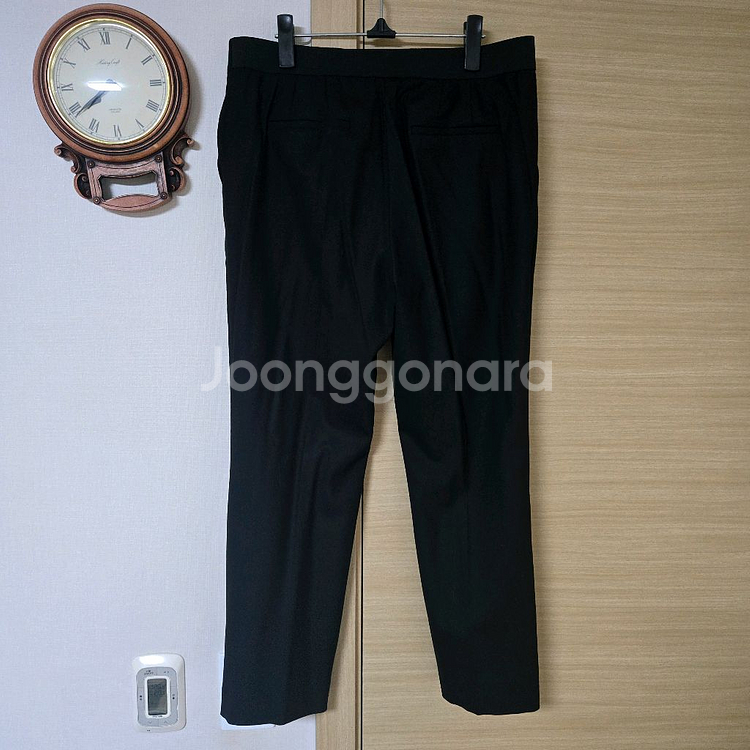 구호(KUHO) 블랙 울 스트레이트핏 슬랙스 정장바지--1