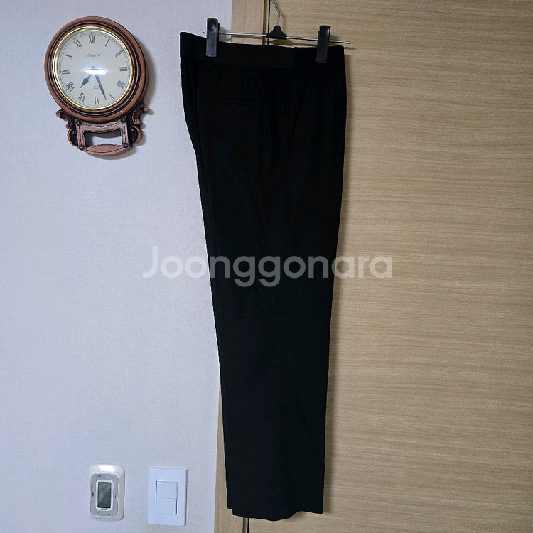 구호(KUHO) 블랙 울 스트레이트핏 슬랙스 정장바지--2