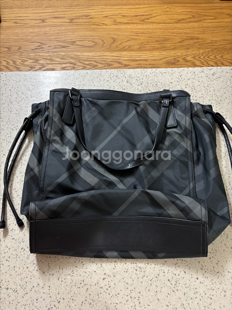 버버리 여성 숄더 빅백--3