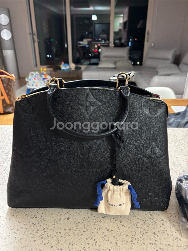 루이비통 온더고 mm 새상품--0