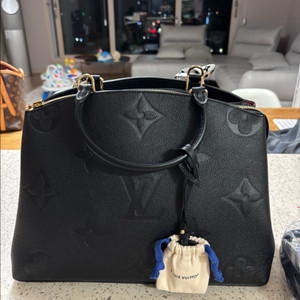 루이비통 온더고 mm 새상품