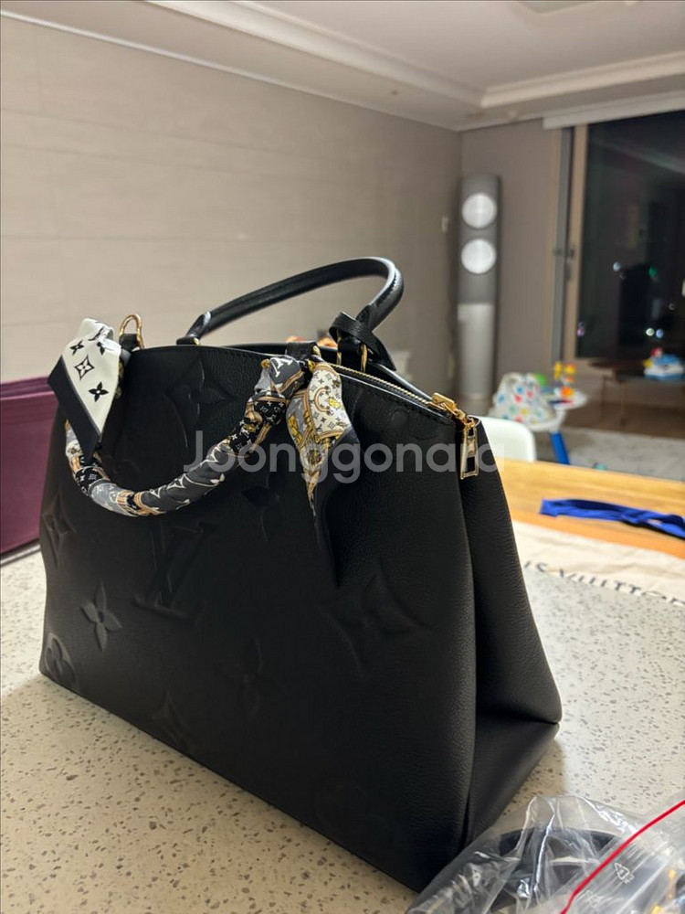 루이비통 온더고 mm 새상품--3