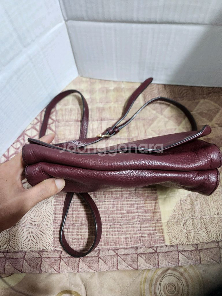 여성 가죽 크로스백 오야니 가방--1