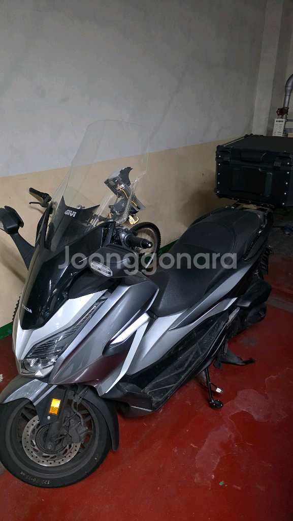 혼다 포르자300 스쿠터--0