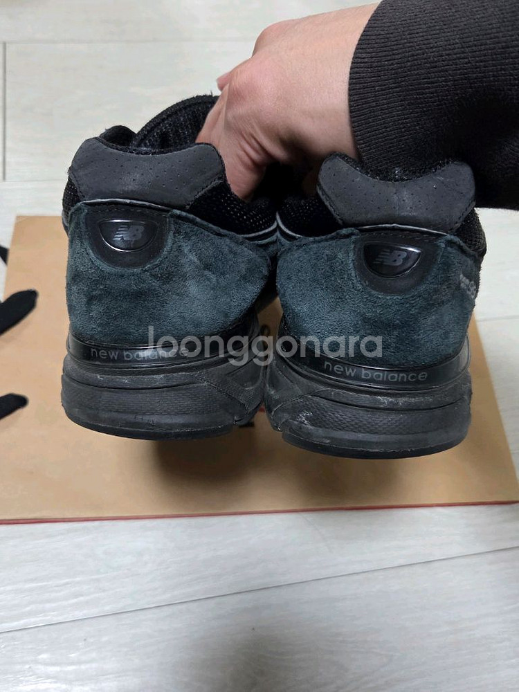 뉴발란스 990v4 트리플블랙 280--1