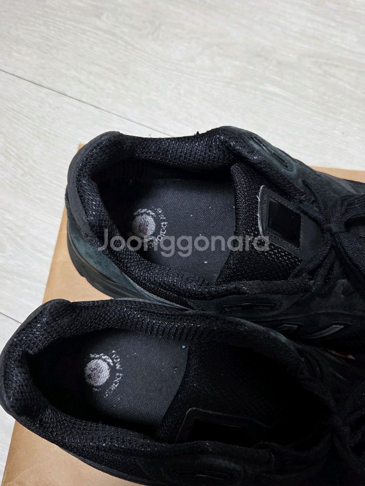 뉴발란스 990v4 트리플블랙 280--3