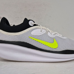 나이키 남성 운동화 270