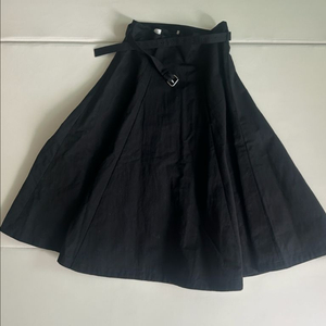 시에 sie 프렌치 플레어 스커트 미디 블랙 M 팔아요