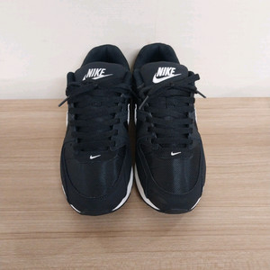 여성 나이키 에어맥스 커맨드 레트로 운동화 (255)