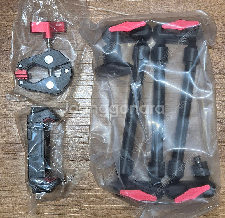 다용도 집게 거치대 매직 암 3단 관절 클램프 새상품--0