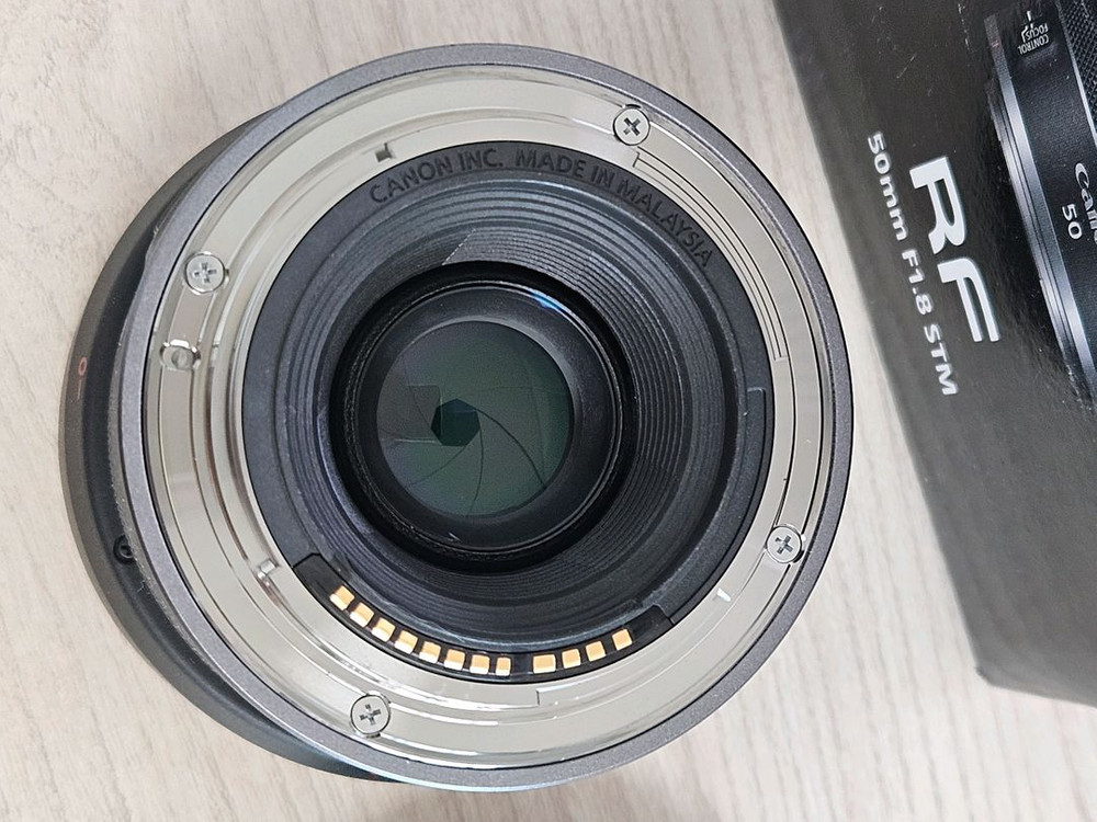 캐논 RF 50mm F1.8 STM 알쩜팔 50.8--2