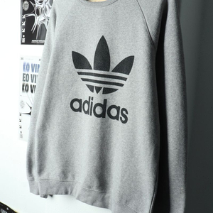 (XL) 아디다스 맨투맨 티셔츠 그레이 빅로고 기모