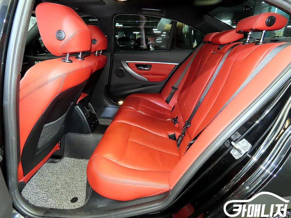 [BMW]3시리즈 (F30) 330i M 스포츠 쉐도우 #앱특가--6