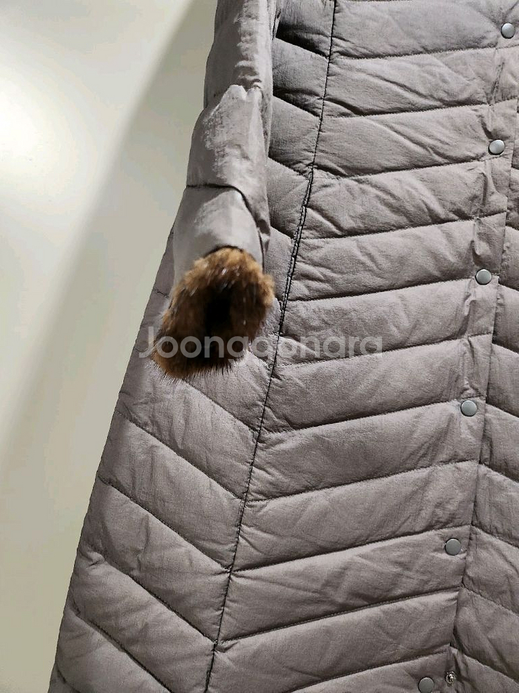 cm CUBE 밍크트리밍 다운 코트--6