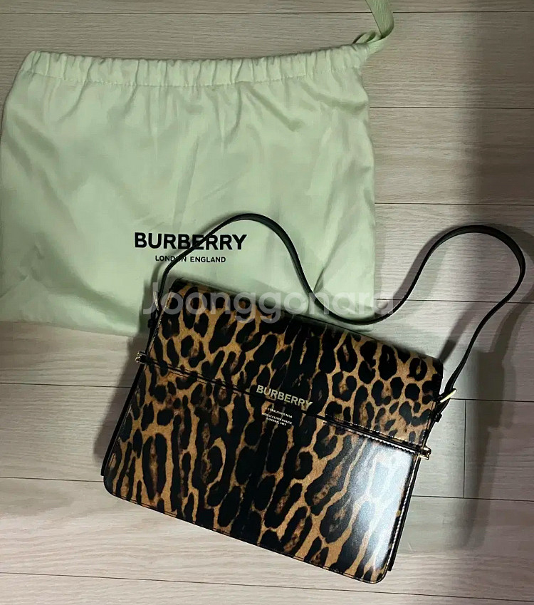 버버리 레오파드 숄더백--2