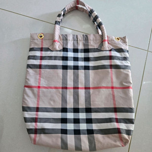 체크 토트백