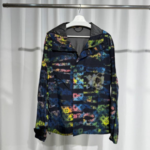 (46)루이비통 타이다이 테크니컬 바람막이