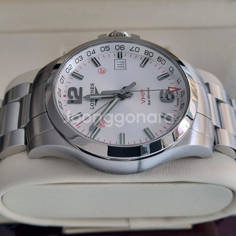론진 콘퀘스트 V.H.P GMT 흰판 43mm--5