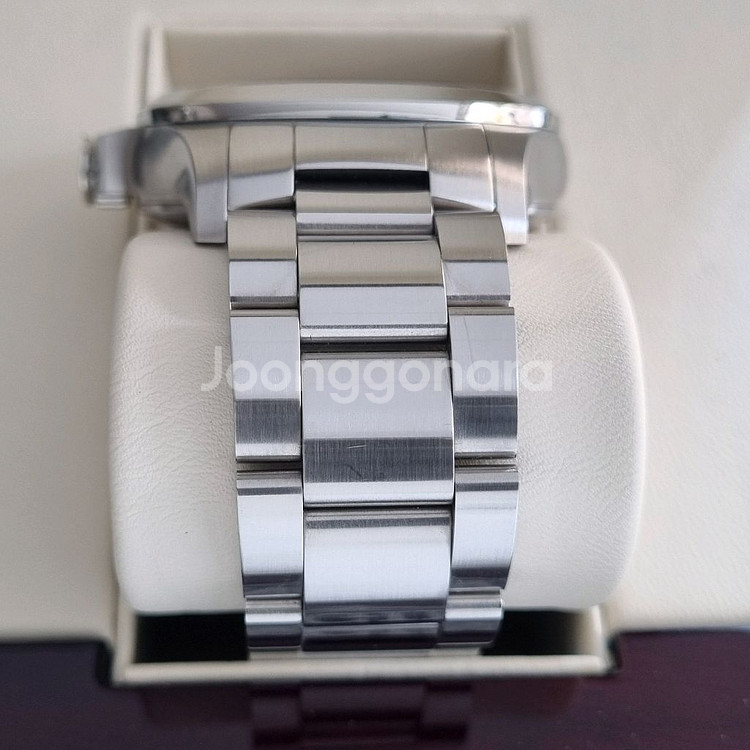 론진 콘퀘스트 V.H.P GMT 흰판 43mm--3