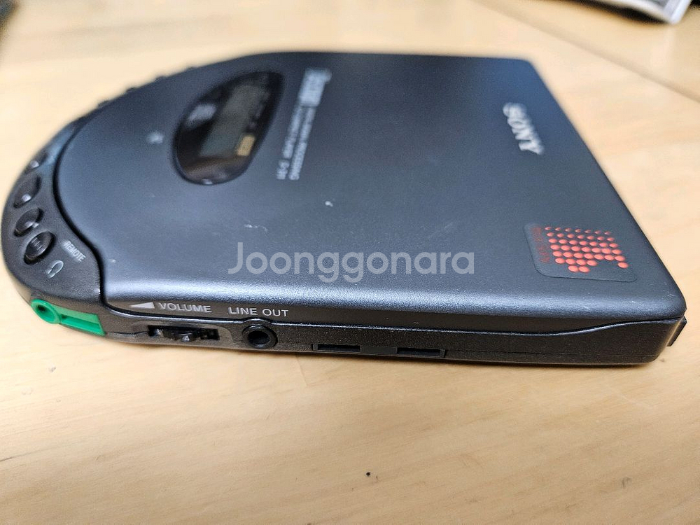 소니 디스크맨 D-311 정상작동품입니다.--2