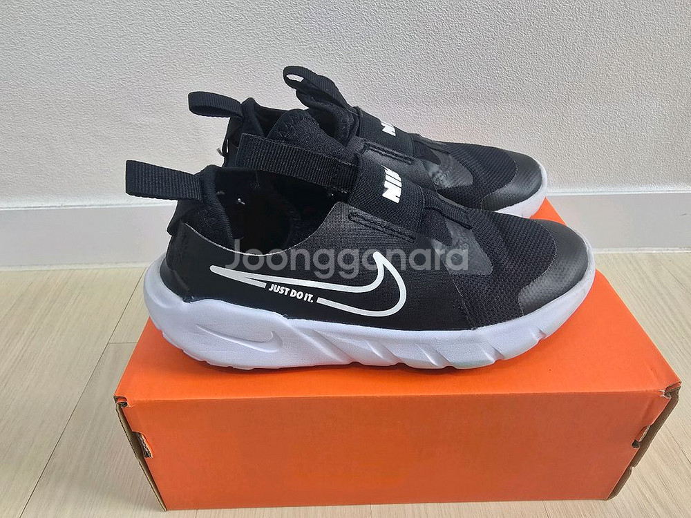 나이키 키즈 플렉스 러너 2 운동화 200사이즈 블랙--2
