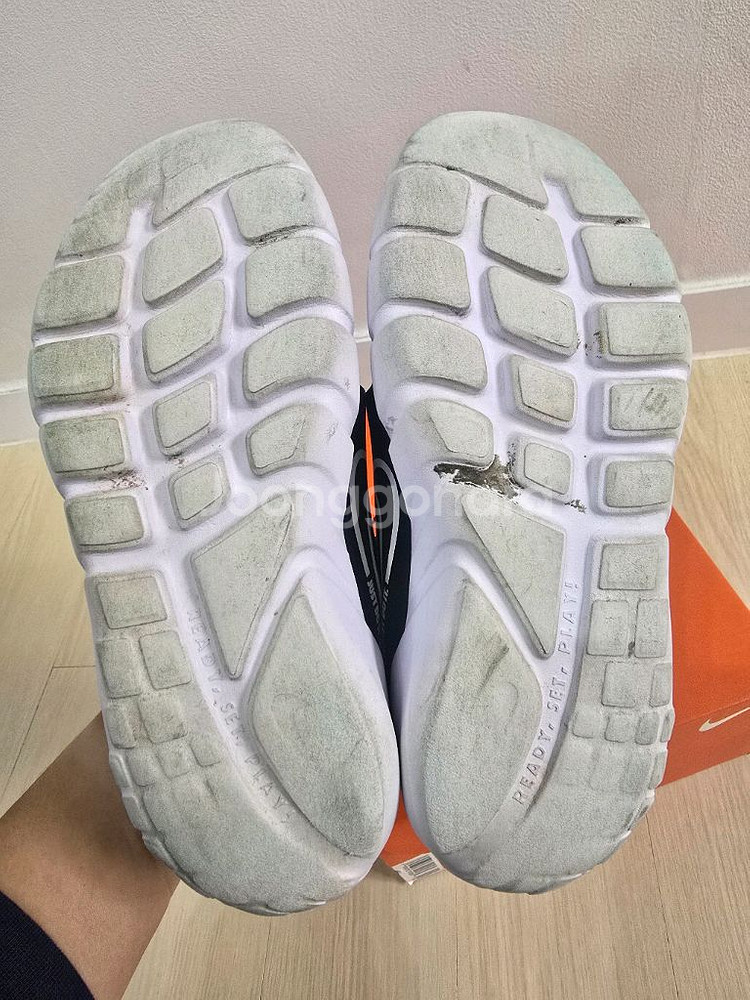 나이키 키즈 플렉스 러너 2 운동화 200사이즈 블랙--5