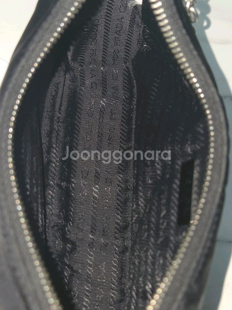 [새상품급] 프라다 리에디션 테수토 은장 체인 호보백--8