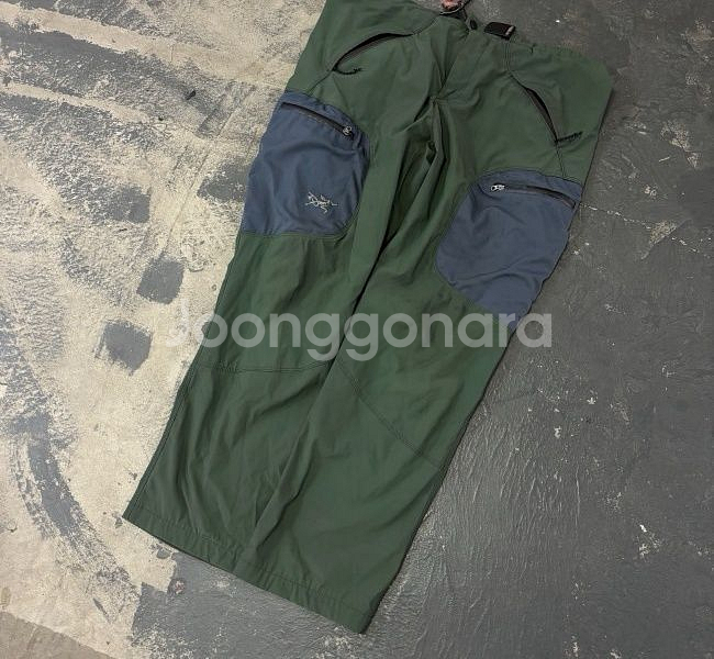 아크테릭스 등산 카고바지 등산팬츠 36인치--0