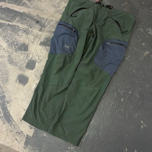 아크테릭스 등산 카고바지 등산팬츠 36인치