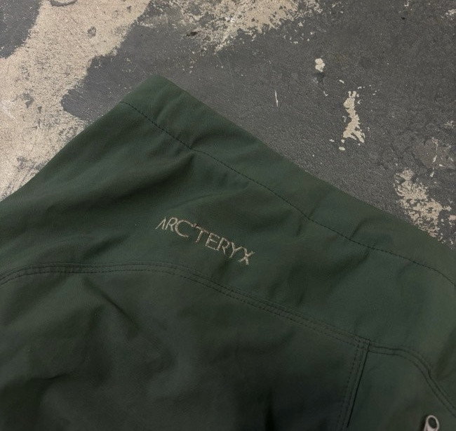 아크테릭스 등산 카고바지 등산팬츠 36인치 이미지