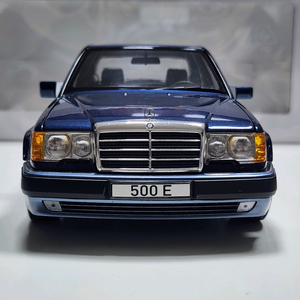 1:18 노레브 벤츠 W124 500E 블루 1000대 한정판 다이캐스트