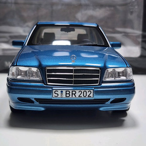 1:18 노레브 벤츠 W202 C200 블루 딜러버전 다이캐스트