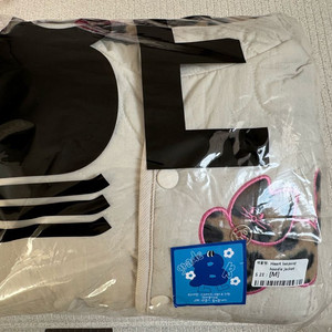 새상품)베베베베 리버시블 M