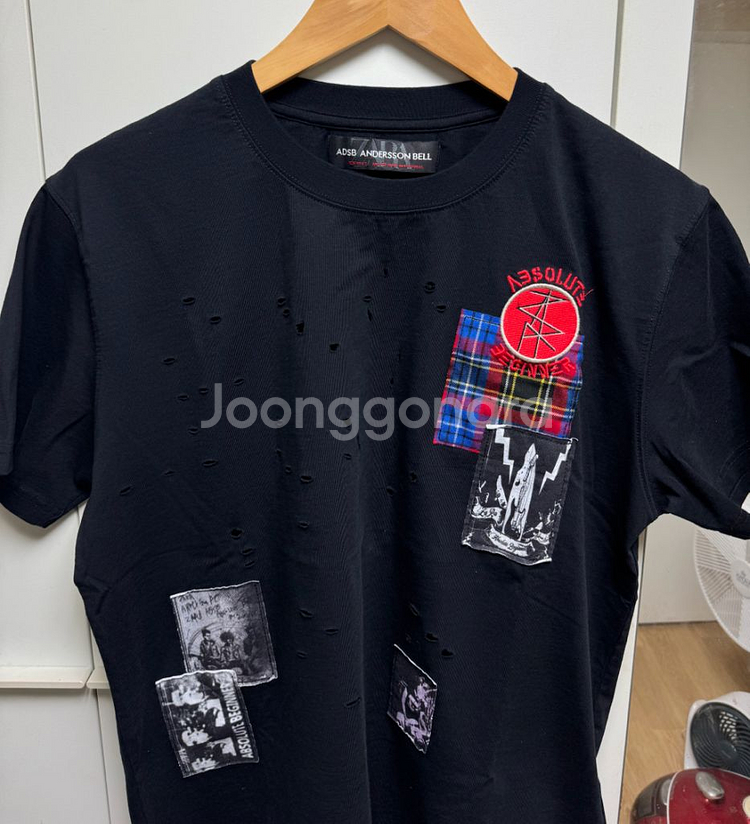 자라 앤더슨벨 그래픽 패치 티셔츠 L사이즈--3