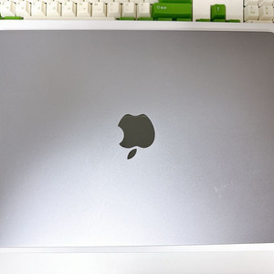 맥북 에어 M2 13인치 스페이스 그레이 기본형