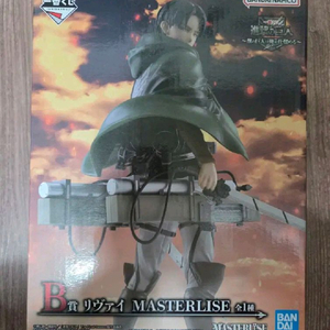 진격의거인 제일복권 B상 리바이 미개봉 팝니다.