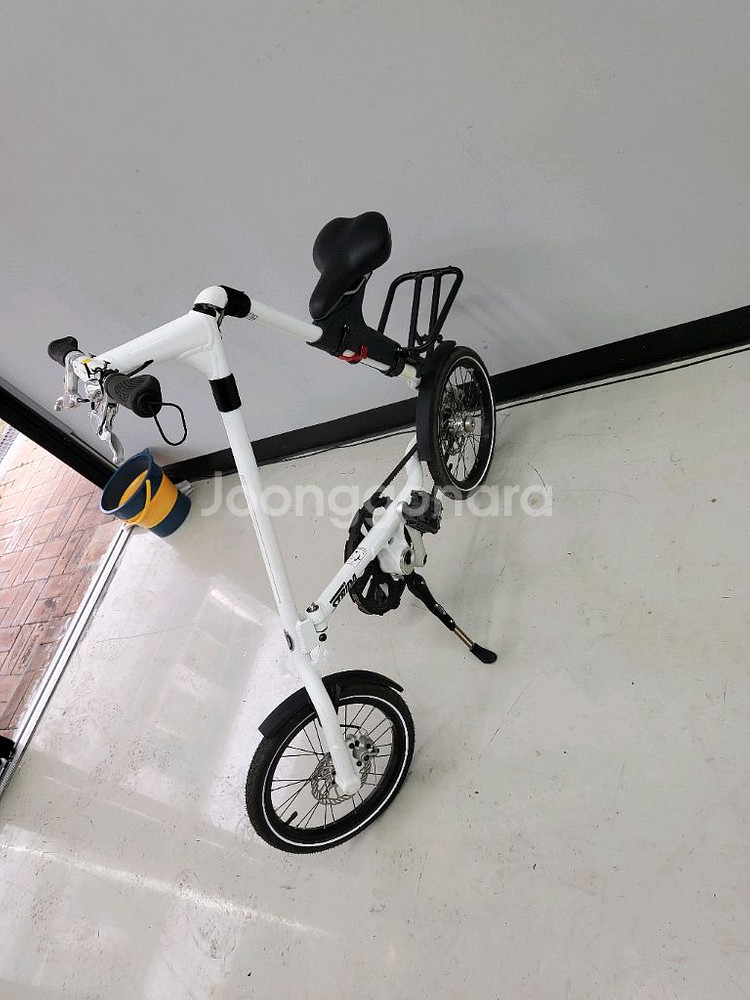 스트라이다 5.1 QR+ 16인치 (흰색)--2