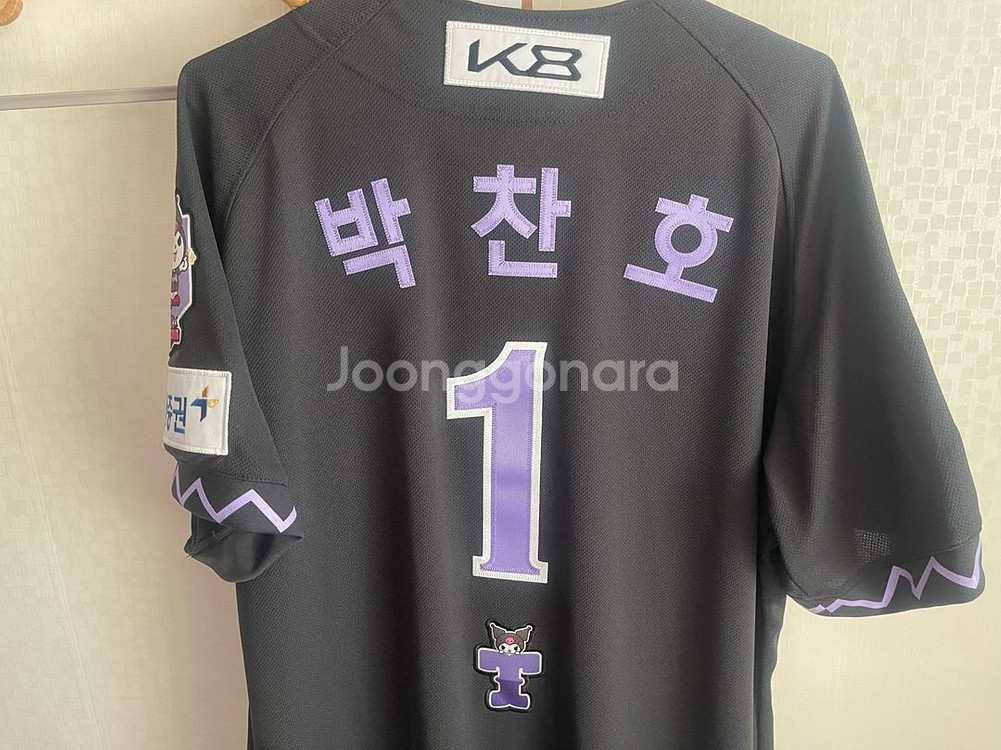 기아타이거즈 쿠로미 콜라보 박찬호 유니폼--1