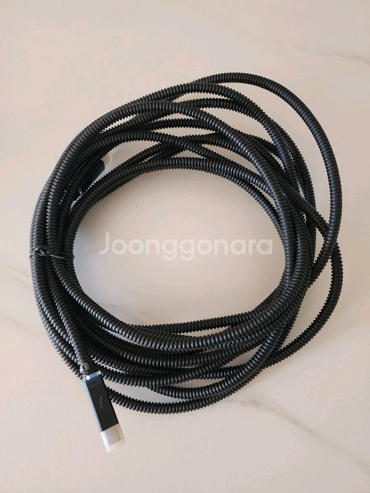 썬더볼트3 USB-C to 2 어댑터(애플정품), 코닝 썬더볼트2. 5.5m 판매합니다.--8
