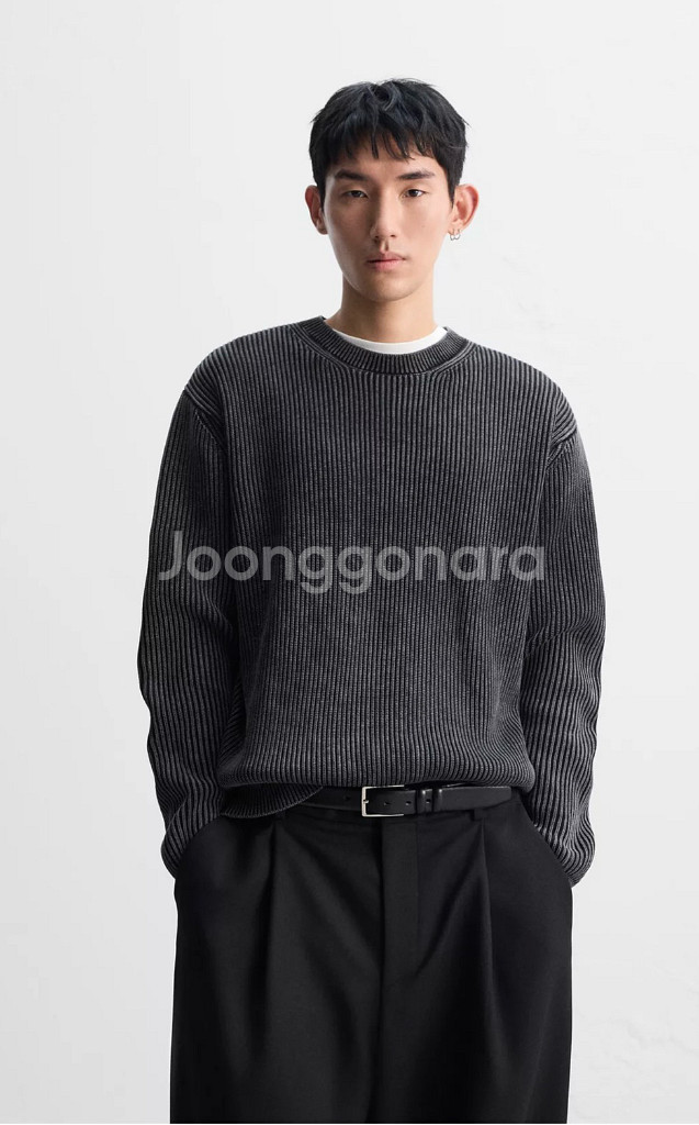 자라 워싱 처리 펄 니트 스웨터 블랙 M사이즈--1