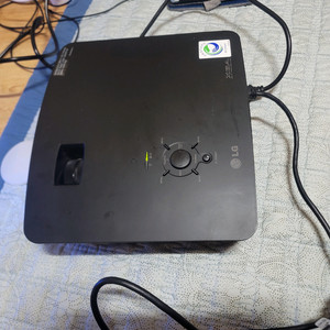 LG DX630B 빔프로젝터 판매 합니다