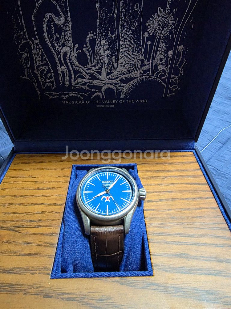 세이코 오토매틱 한정판 지브리 바람의계곡 나우시카 24년 3월 일본 스탬핑박스풀셋, 8만원 히어쉬 스트랩상태 좋은편--2